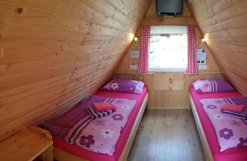 Garden Eco Houses Cebelica بوينج المظهر الخارجي الصورة