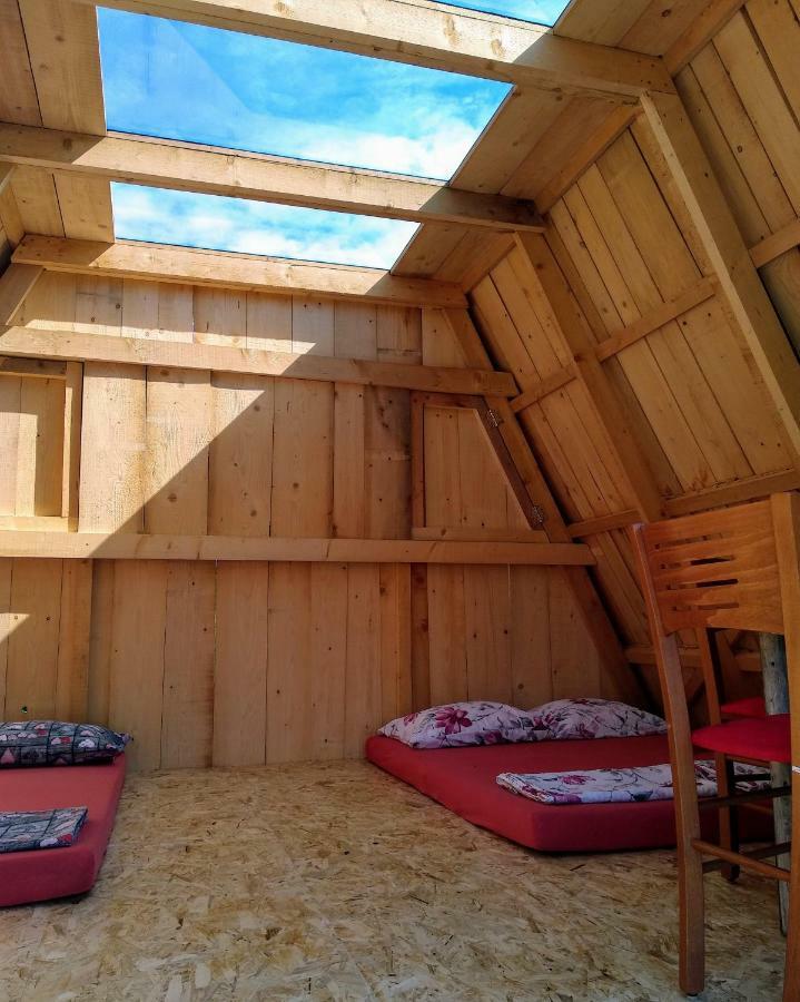 Garden Eco Houses Cebelica بوينج المظهر الخارجي الصورة